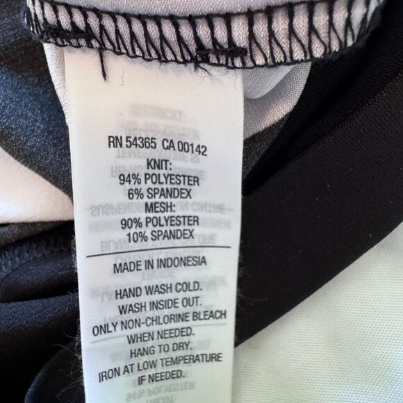 Peter Nygard Black and White Striped Blouse with Banded bottom Size Large L NWOT - Picture 2 of 6